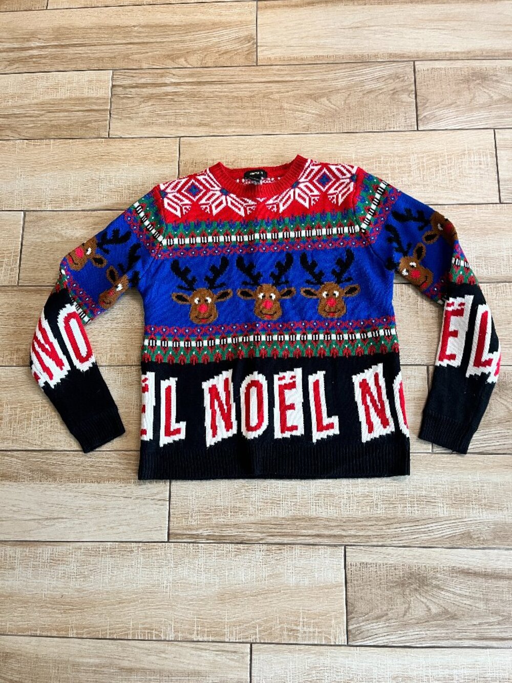 Unisex Forever 21 Christmas Sweater Noel - M